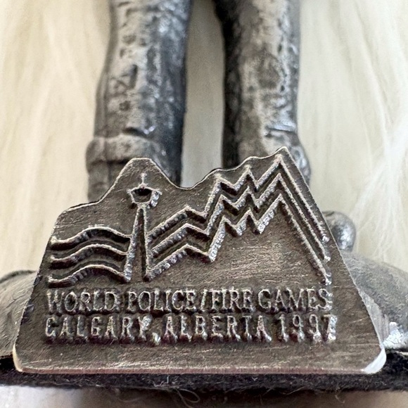 Silver Artisan FigurineWorld Police/Fire Games Calgary,Alberta 1997 - Picture 3 of 6